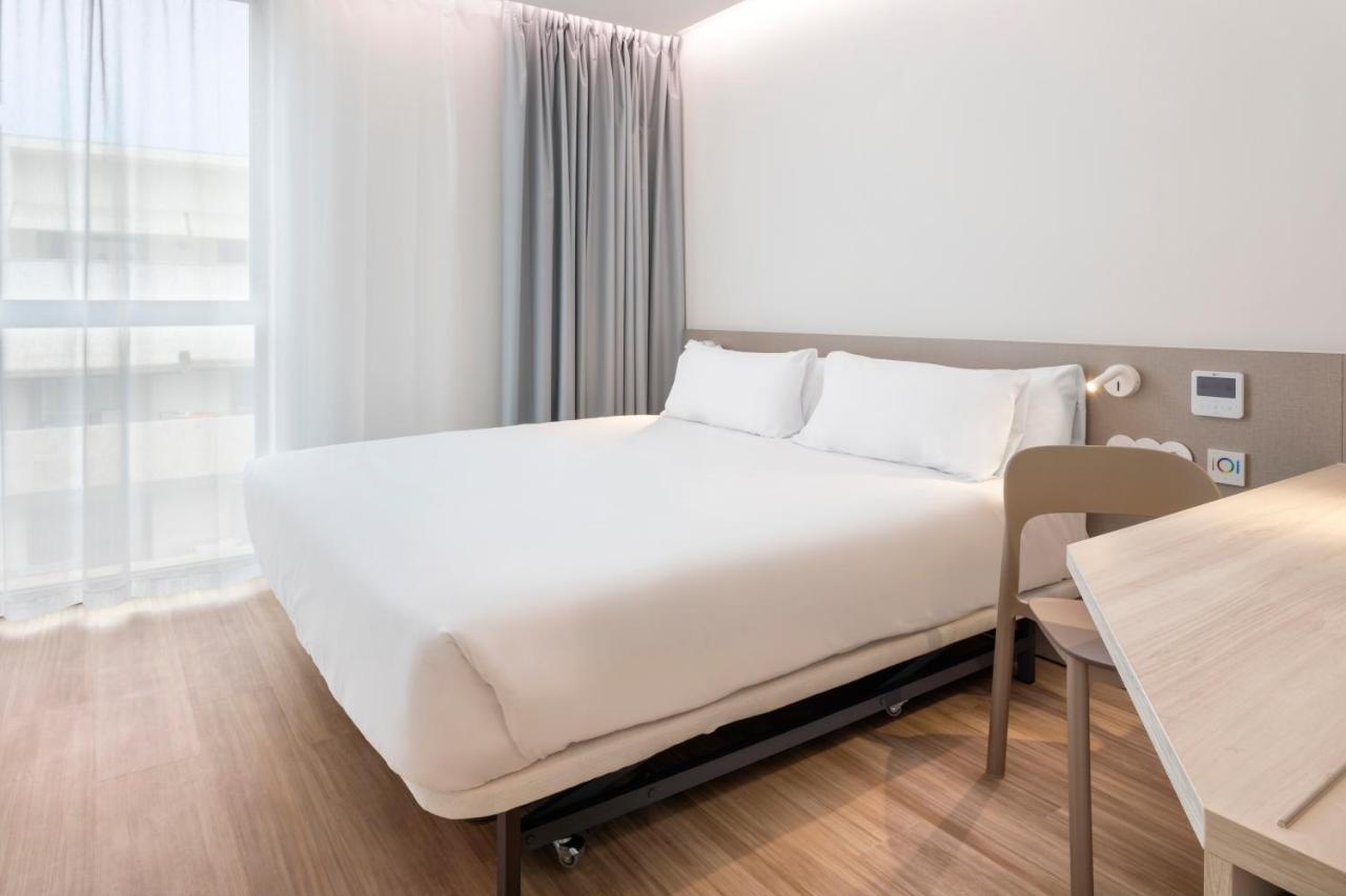 B&B Hotel Santo Tirso Exteriör bild