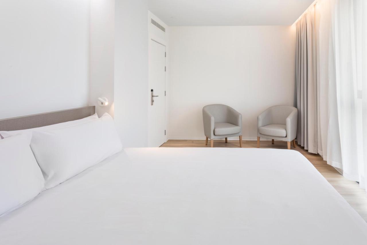 B&B Hotel Santo Tirso Exteriör bild