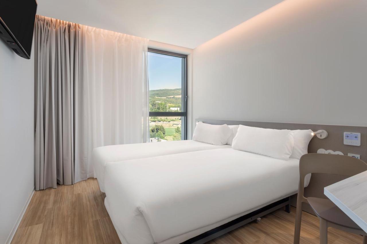 B&B Hotel Santo Tirso Exteriör bild